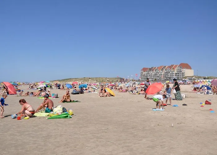 Confortable A Avec Balcon Et Parking - Fr-1-236-177 Cucq